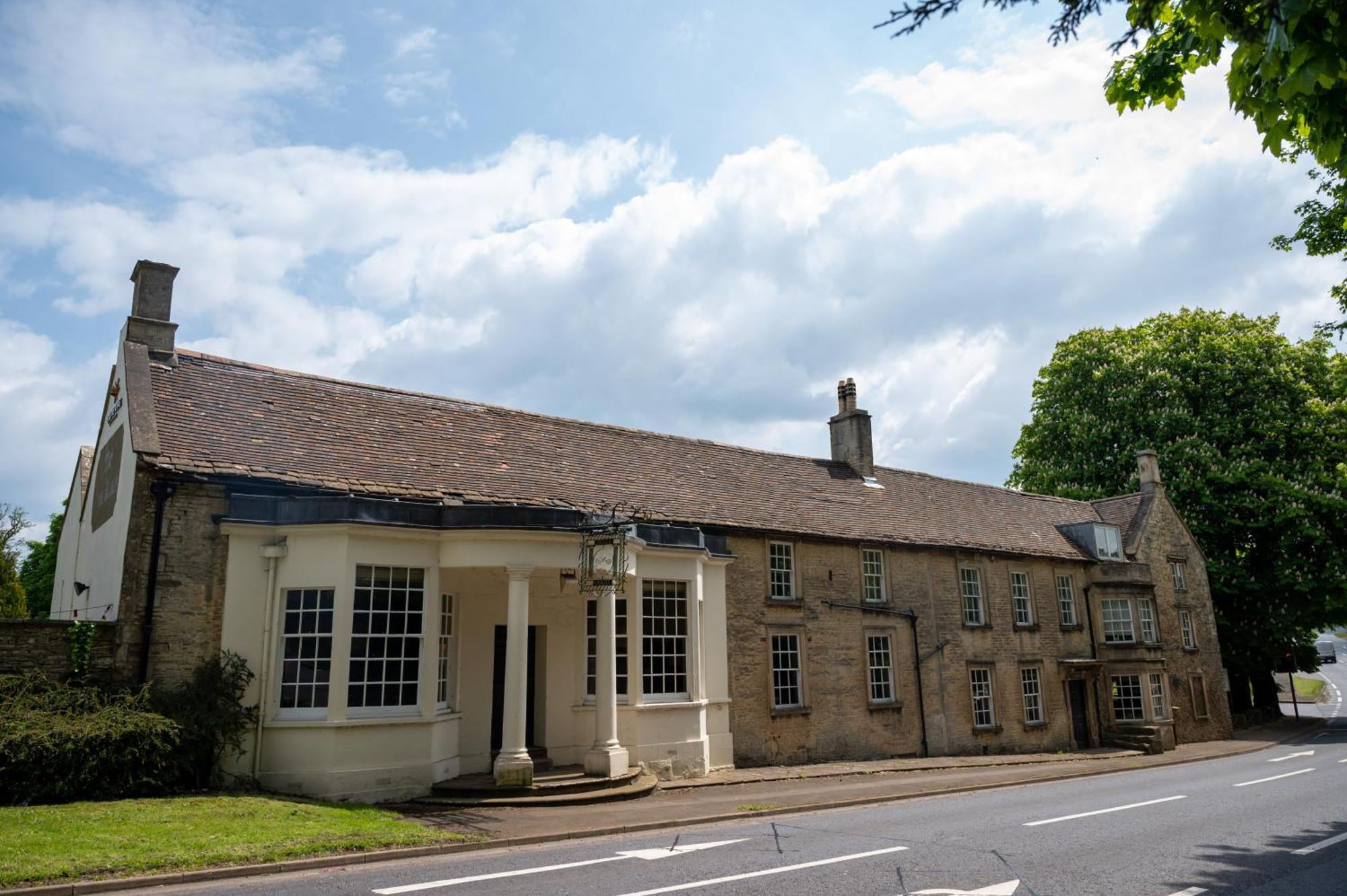 Cross Hands Hotel By Greene King Inns Old Sodbury Exterior foto